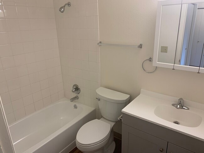 Foto del edificio - Sumner Apartments