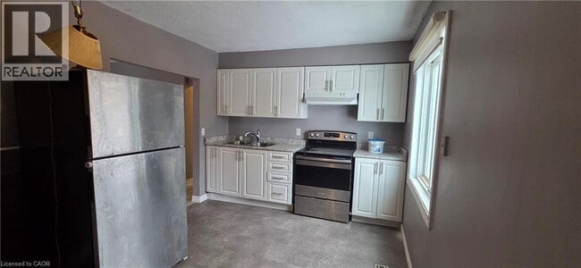 Photo du bâtiment - 54 Wyandotte St