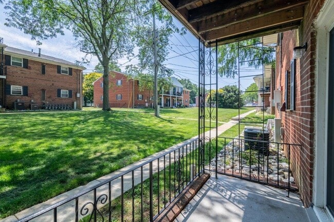 Building Photo - Post and Coach Apartment Homes