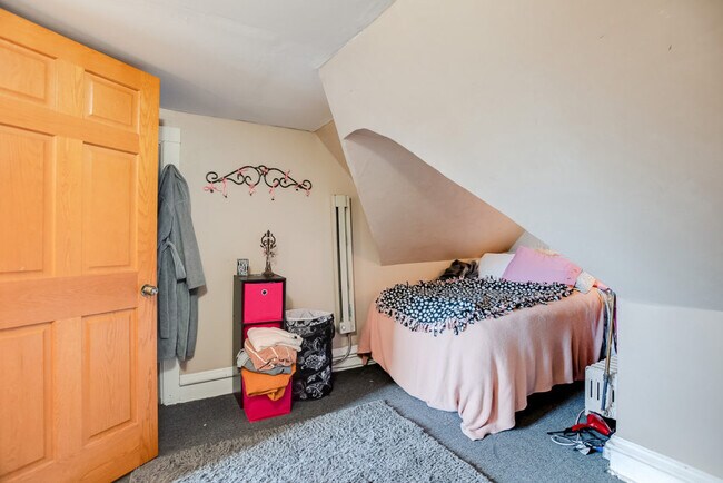 Foto del edificio - 425 12th Ave SE