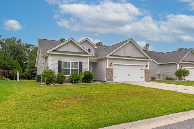 Foto del edificio - Spacious Home in Barons Bluff North
