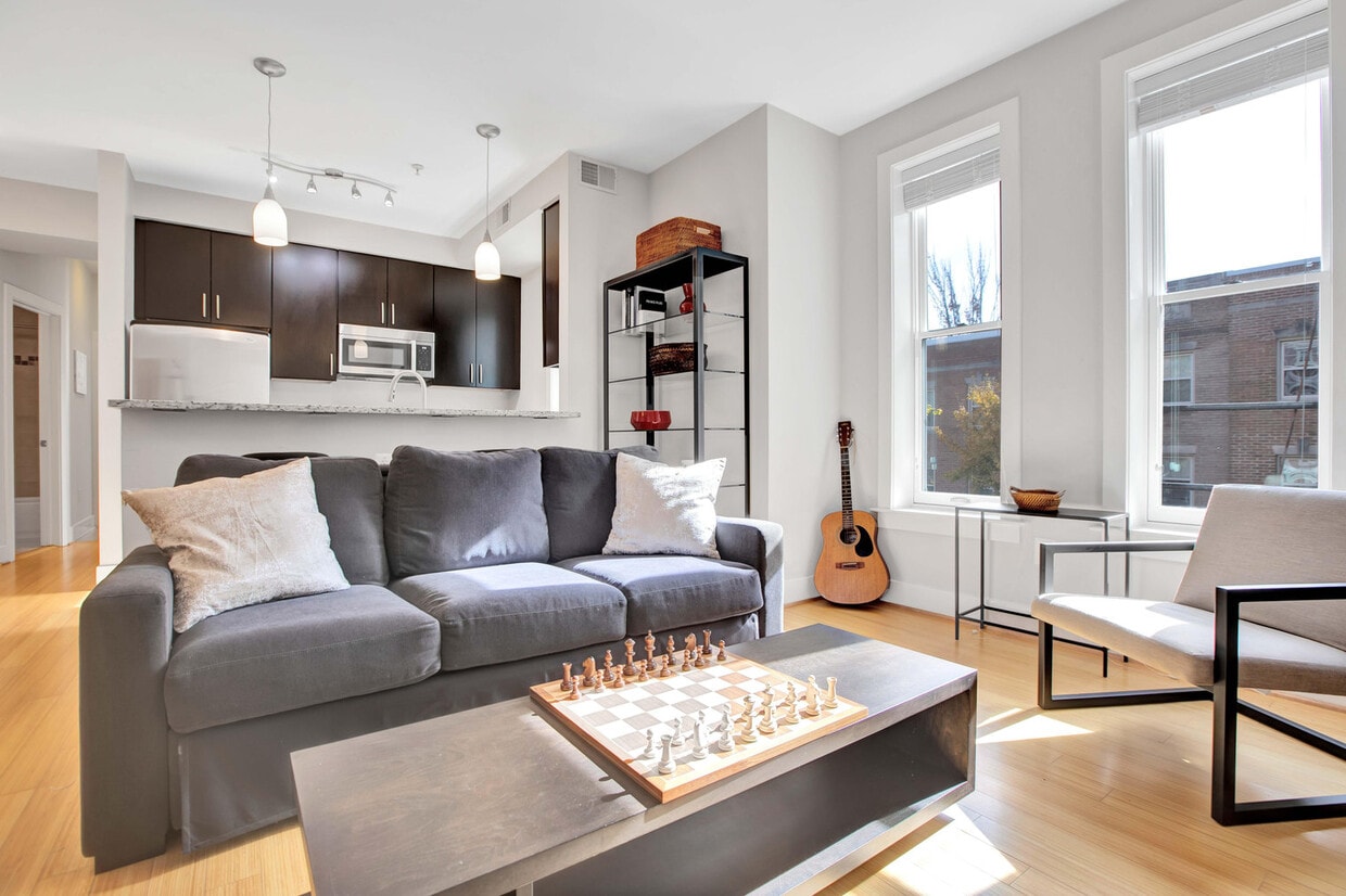 Foto principal - 1832 18th St NW