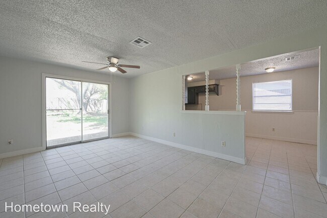 Building Photo - 3 br, 1.5 bath House - 4713 Republic Drive
