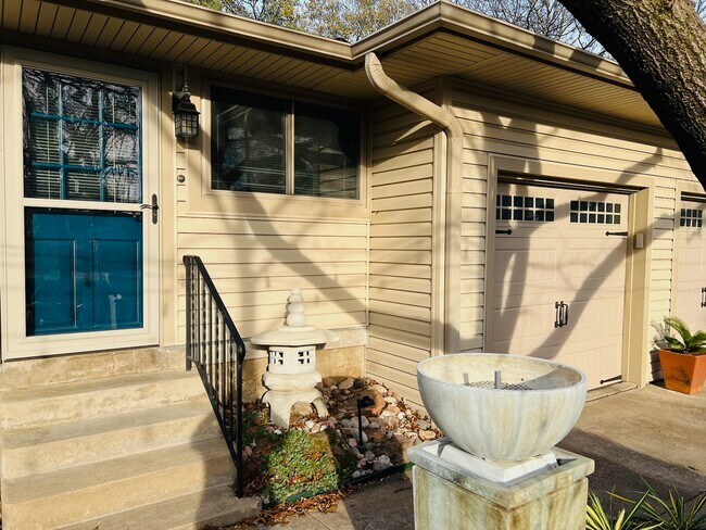 Foto del edificio - 6546 St Moritz Ave