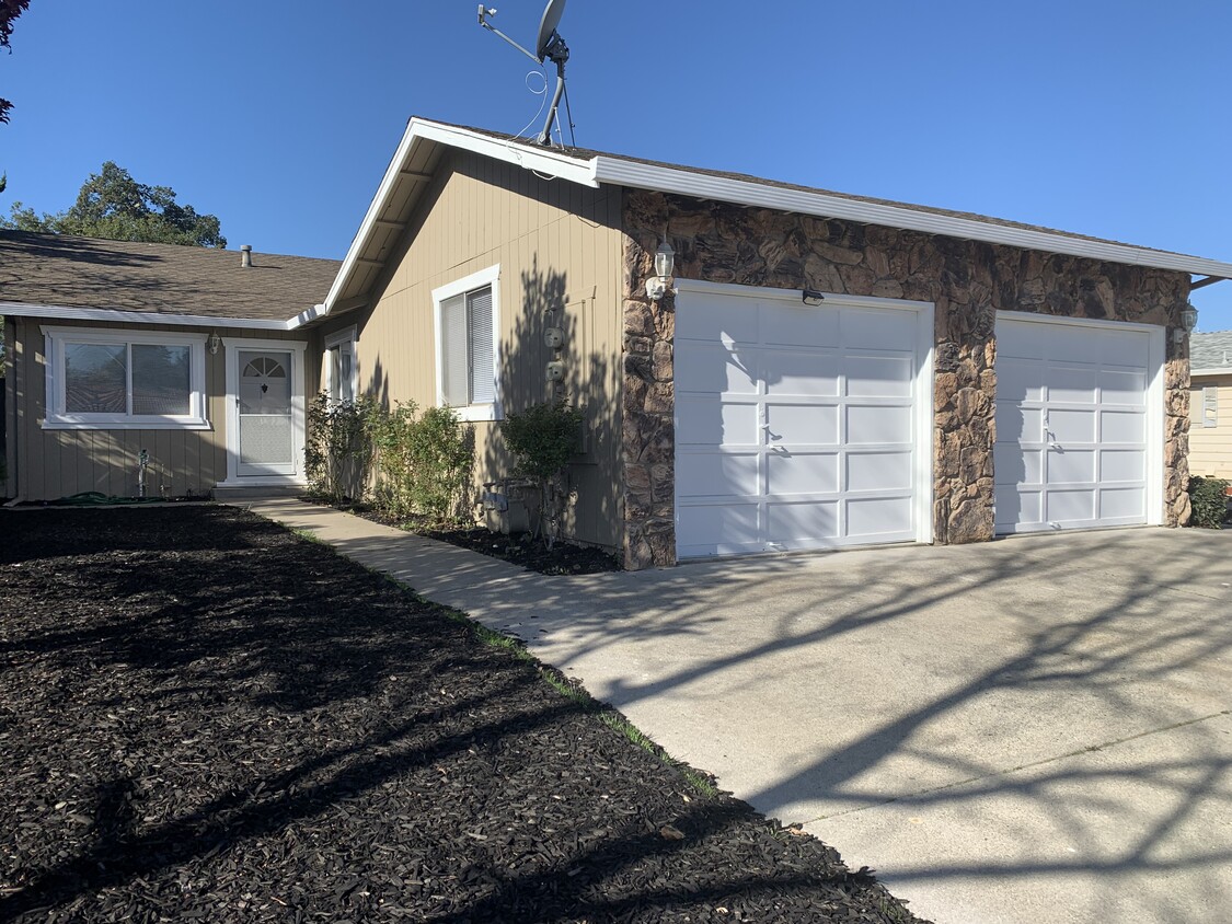 17215 Markross Ct Unit 1, Hill, CA 95037 Condo for Rent in