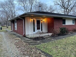Building Photo - 200 Brewer Rd