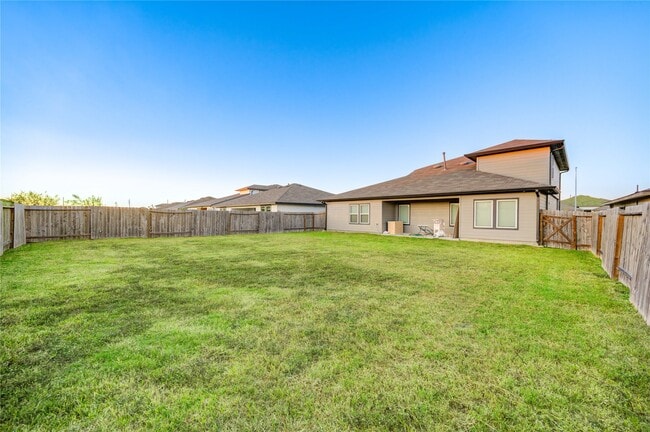 Building Photo - 6846 Dell Vista Drive