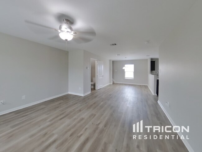 Foto del edificio - 500 Yearwood Ln