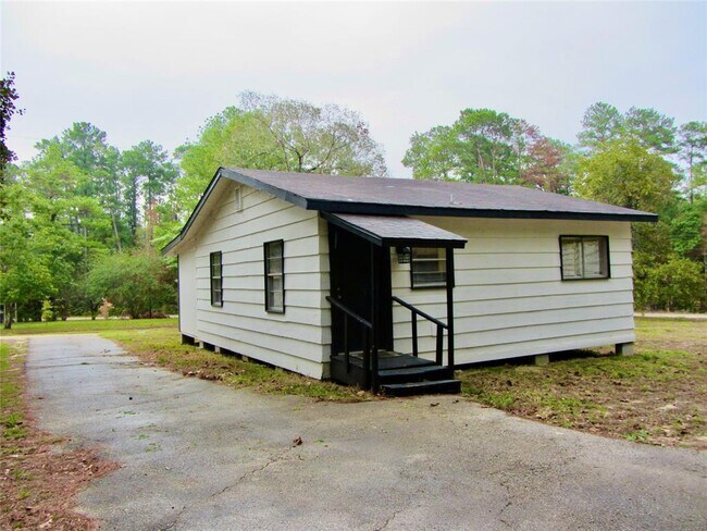 Building Photo - 125 Bendwood Dr