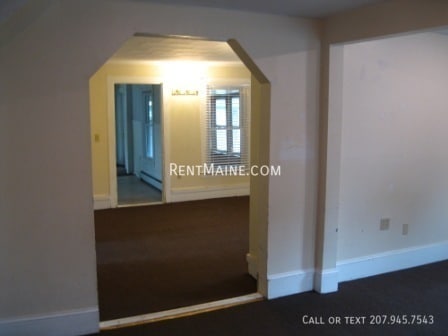 Building Photo - 391 Buck St