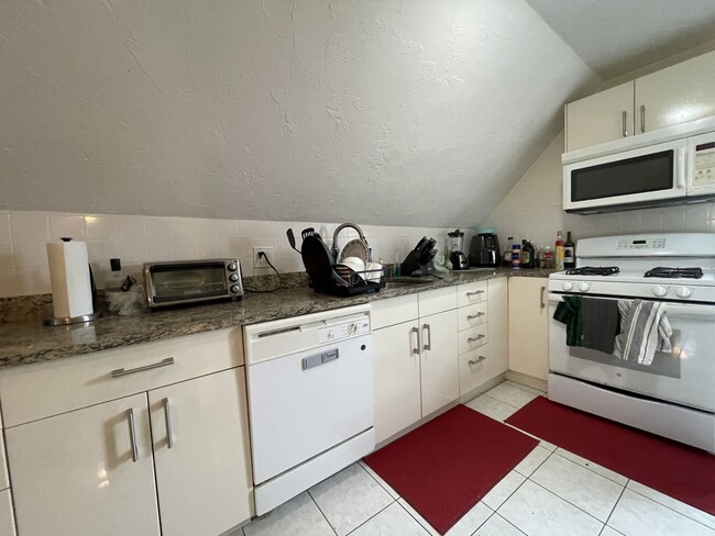 Foto del edificio - 67 Fairbanks St