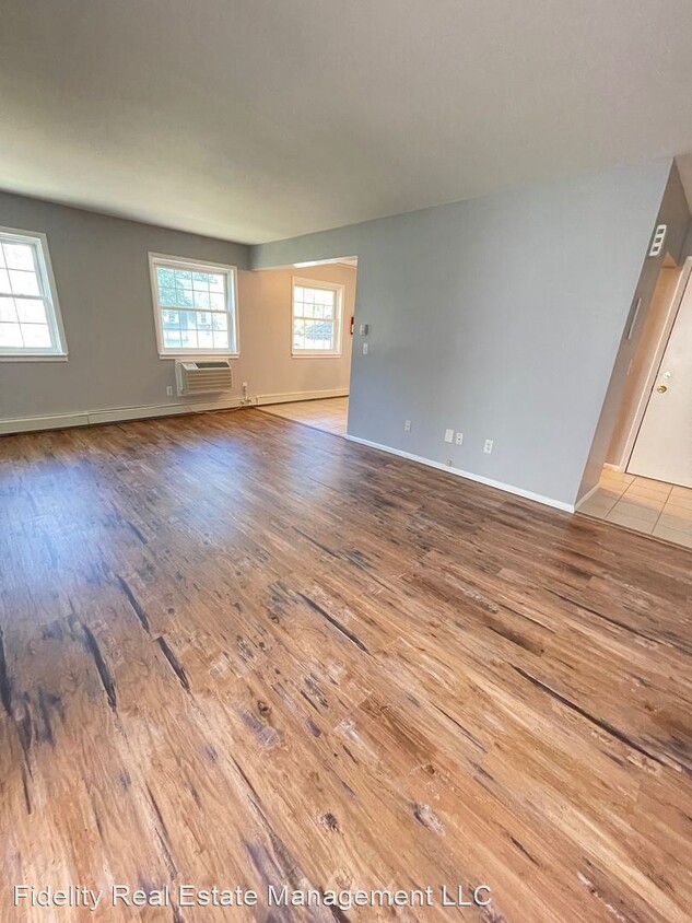 Foto principal - 1 br, 1 bath House - 35-7 Cedar Ln.