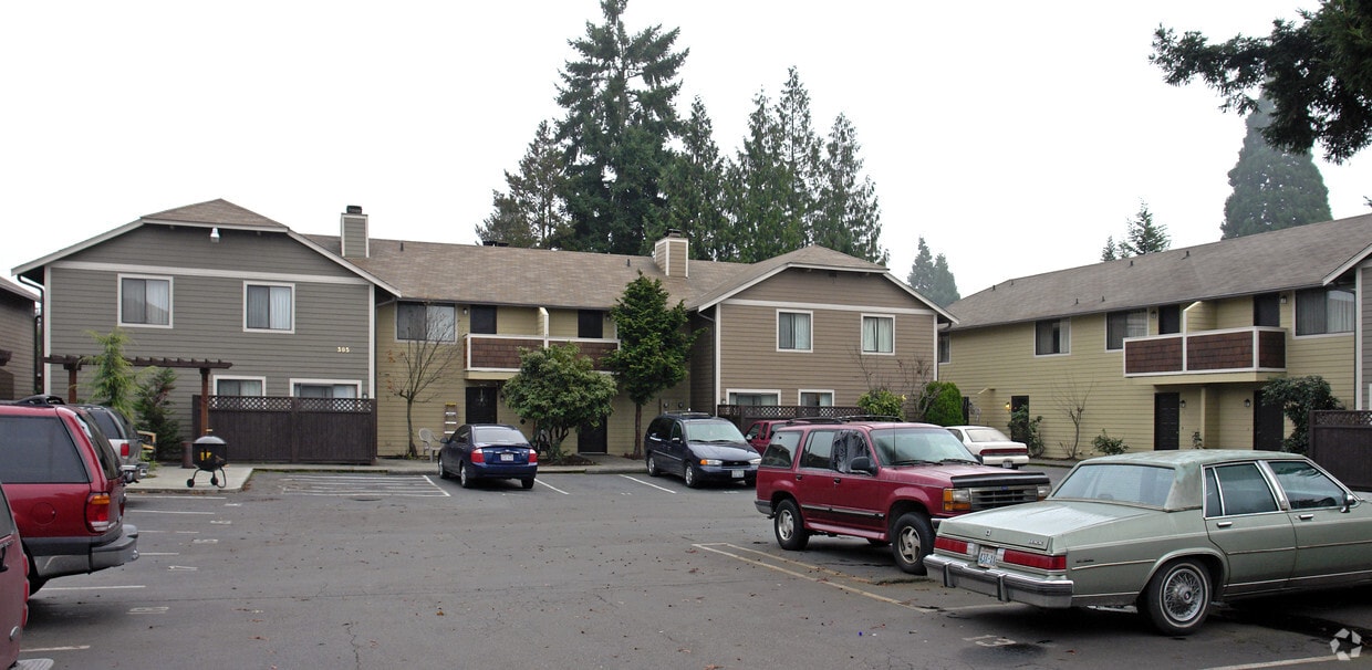 Primary Photo - Redwood Village Townhouses
