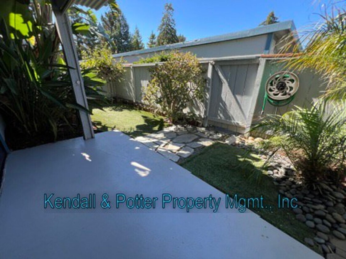 Primary Photo - Great Spot in the Villas of Capitola 2BR
