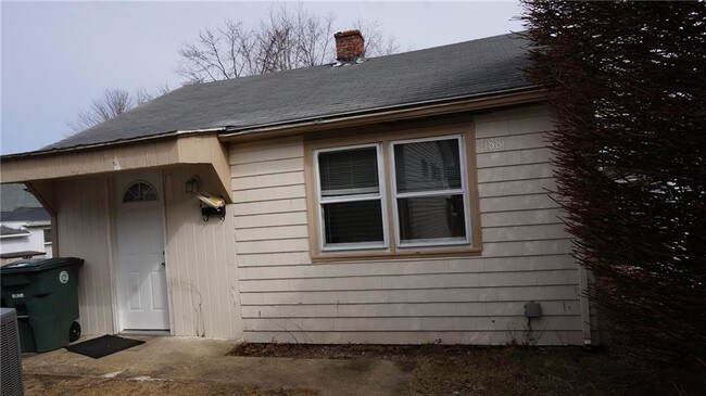 Building Photo - 188 Arnold Rd