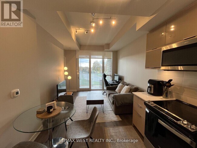 Photo du bâtiment - 10 Deerlick Ct