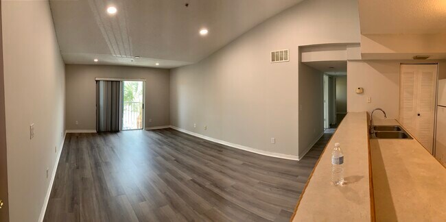 Foto del edificio - 9905 Westwood Dr