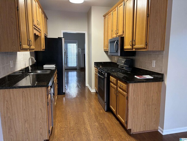 Building Photo - 241 Meadow Croft Cir