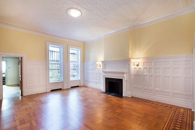 Foto del edificio - 9 E 94th St