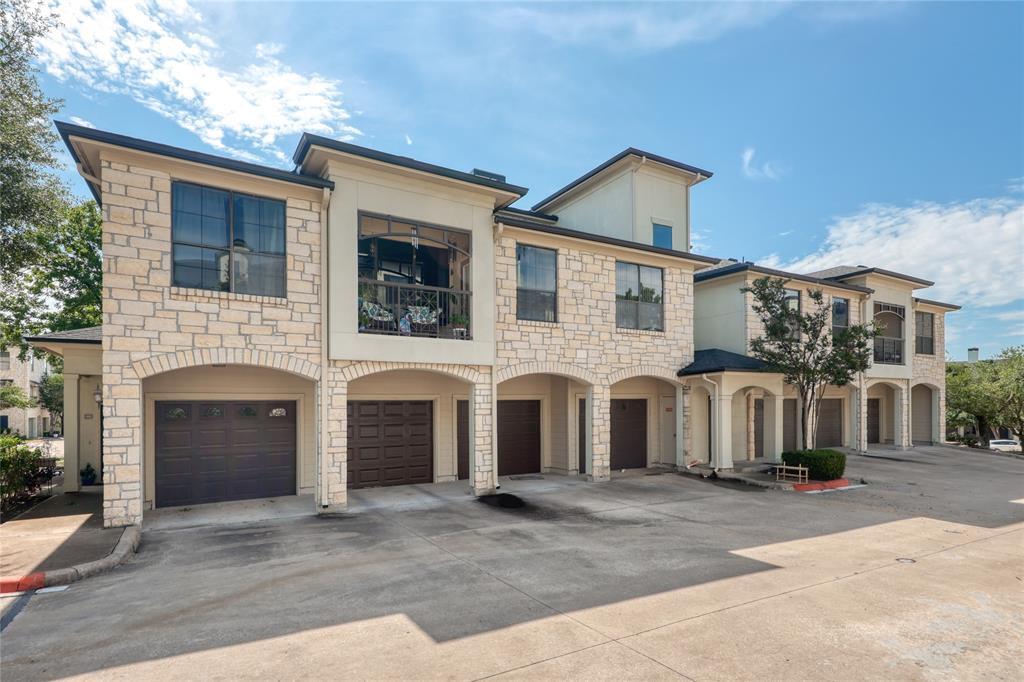 Foto principal - 7701 Rialto Blvd