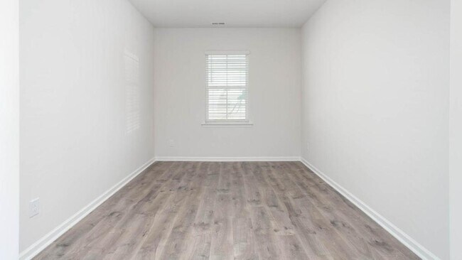 Foto del edificio - 7424 Buckpasser Dr