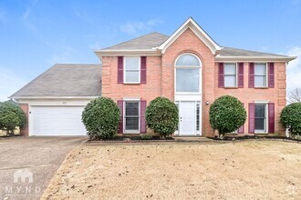 Building Photo - 8819 Lindstrom Cove