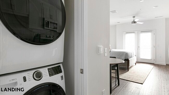 Foto del edificio - 2110 Birkhall St