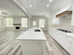 Building Photo - 1905 Grand Willow Ln