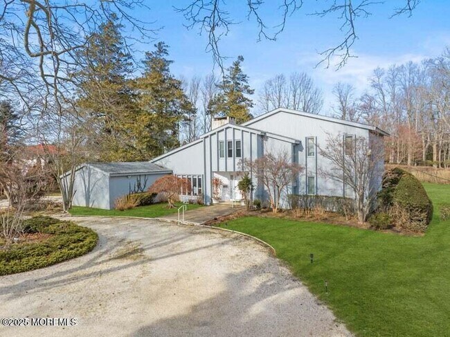 Foto del edificio - 225 Maplewood Ave