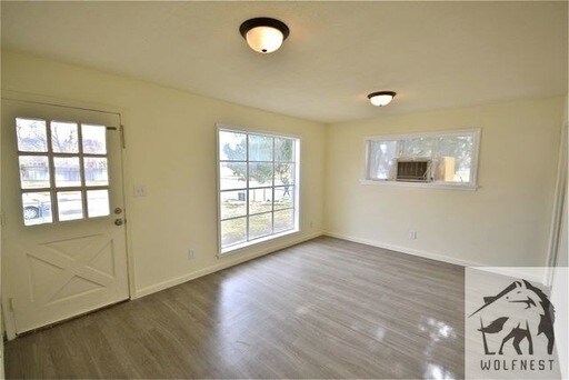 Building Photo - 859 N 1300 W