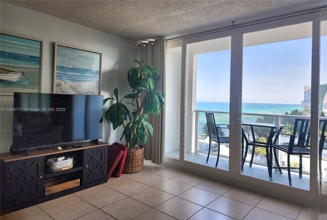 Foto del edificio - 3505 S Ocean Dr