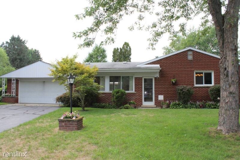 Foto principal - 4 br, 2 bath House - M15 and Waldon area