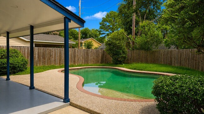 Foto del edificio - 4118 Tasselwood Ln