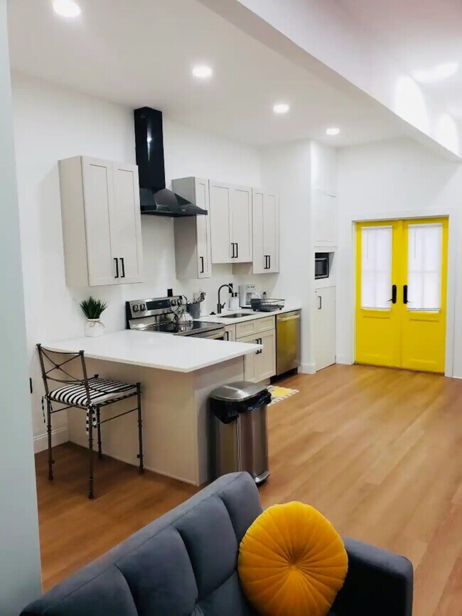 Foto del edificio - 1000 Longley Ave NW