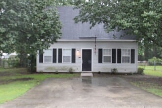 Building Photo - 810 S Willowick Dr