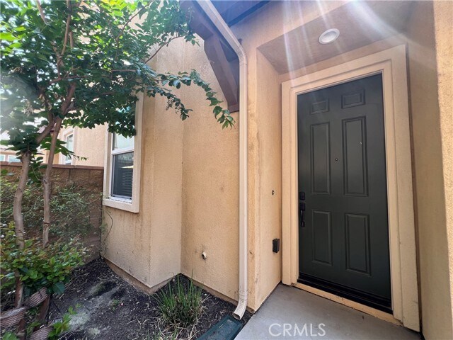 Building Photo - 4867 S Avocado Trail