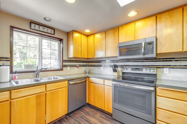 Foto del edificio - 29029 N Street-SI ID1385663P