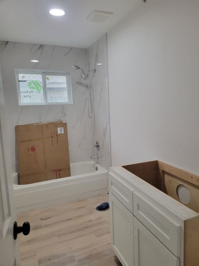 Building Photo - 12018 Woolford Dr