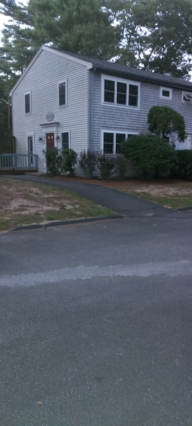 Building Photo - 3040 Falmouth Rd