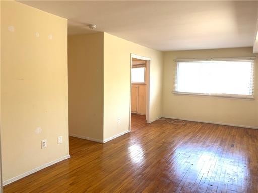 Building Photo - 491 College Dr