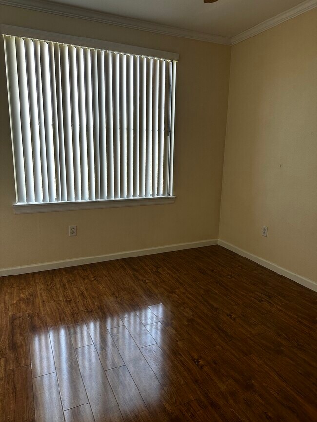 Foto del edificio - 1701 E Colter St