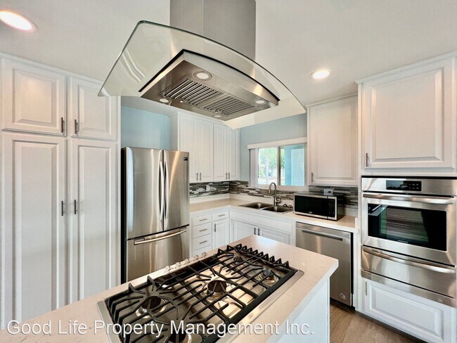 Building Photo - 3 br, 2 bath House - 8765 Lake Ashmere Dr