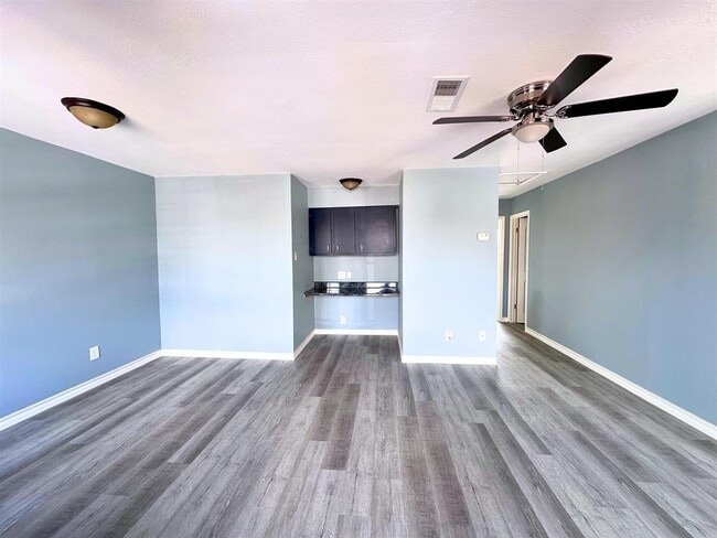 Building Photo - 4902 Marcella Ave