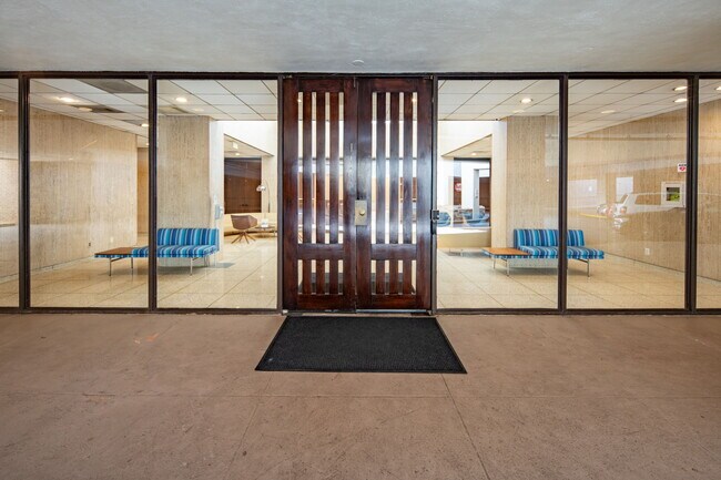 Foto del edificio - 1425 4th St SW