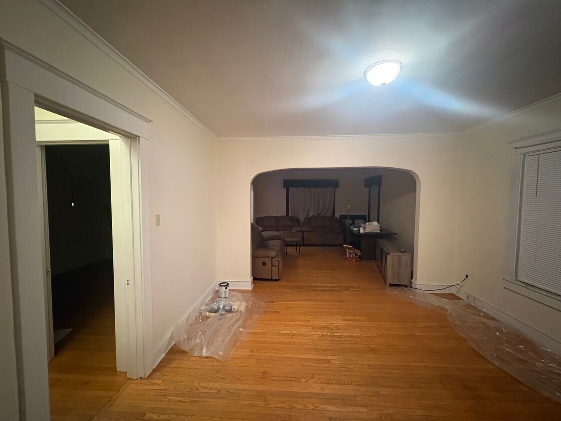 Foto del edificio - 1617 Quincy Ave