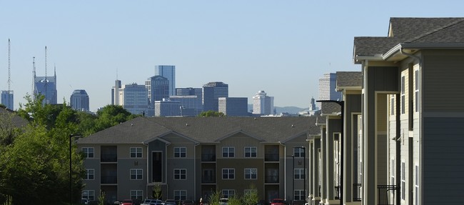 Foto del edificio - The Paddock at Grandview Apartments