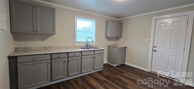 Foto del edificio - 732 Taylor St
