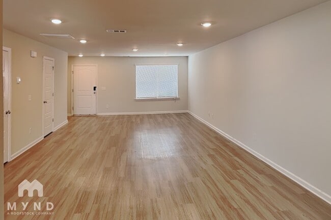 Building Photo - 34 Brown Thrasher Ct