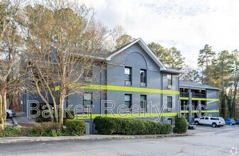 Building Photo - 5104 Hollyridge Dr