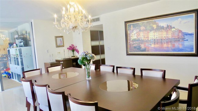 Building Photo - VILLA DORADA CONDO UNIT
